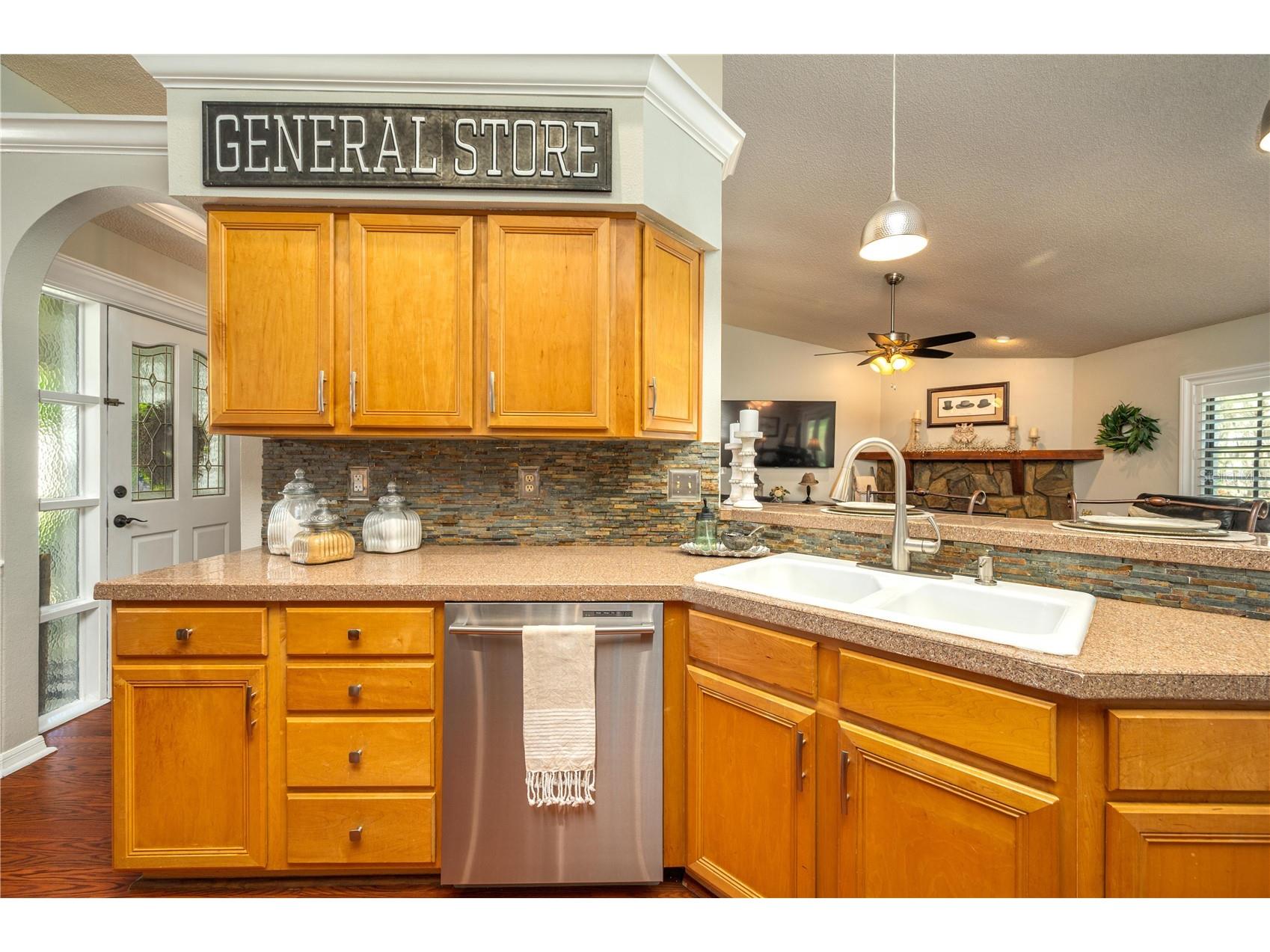 334 Palmview Circle N Auburndale FL 33823 P4938123 image15