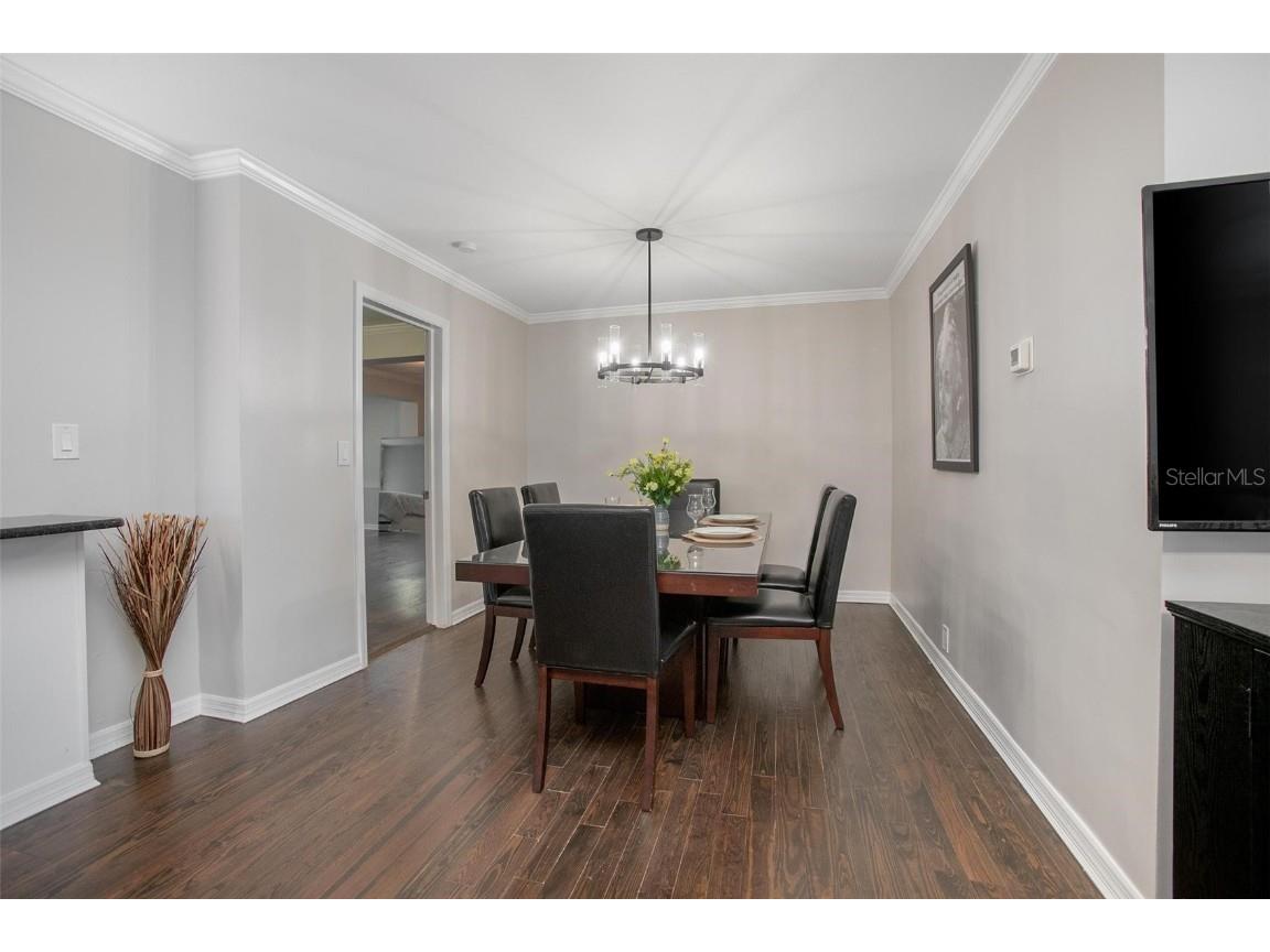 334 W Howry Avenue Deland FL 32720 V4945624 image10