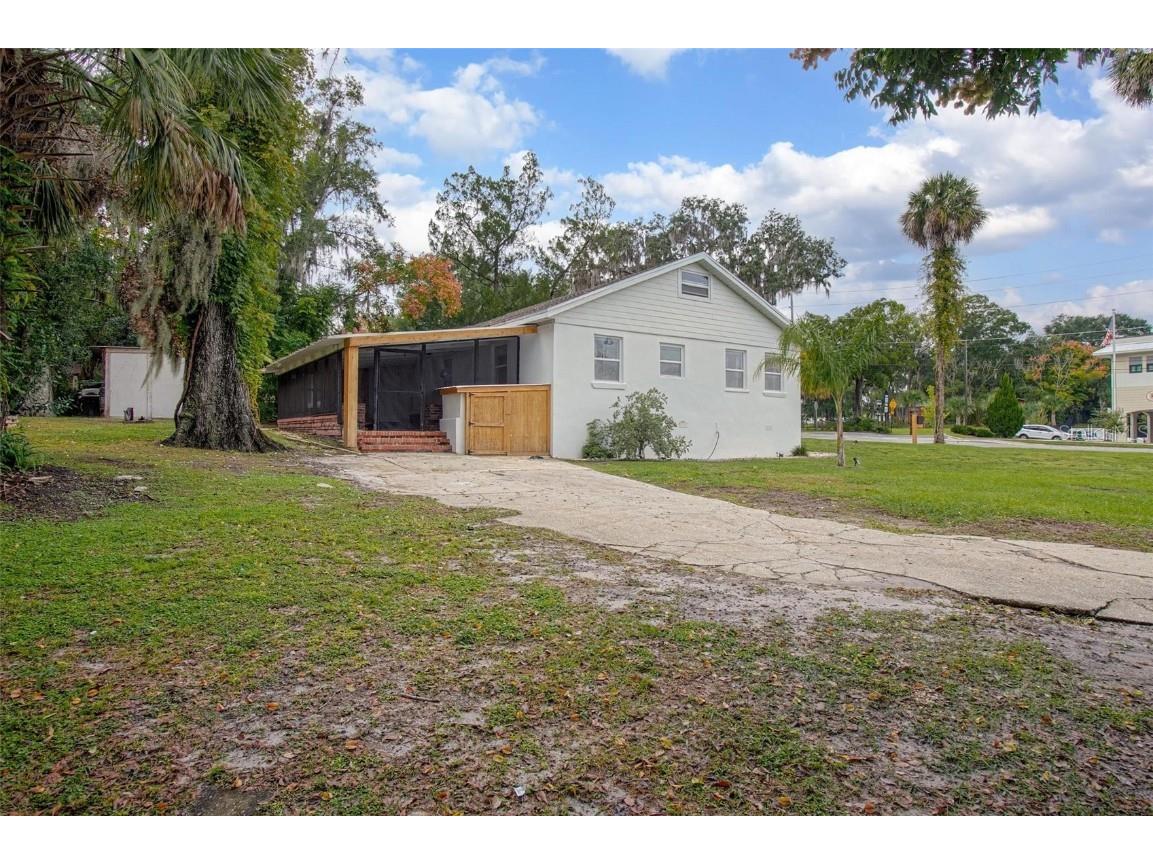 334 W Howry Avenue Deland FL 32720 V4945624 image35