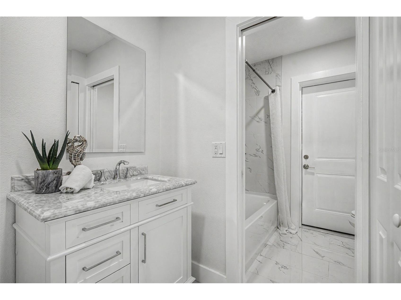 3340 Floramar Terrace New Port Richey FL 34652 TB8518535 image26