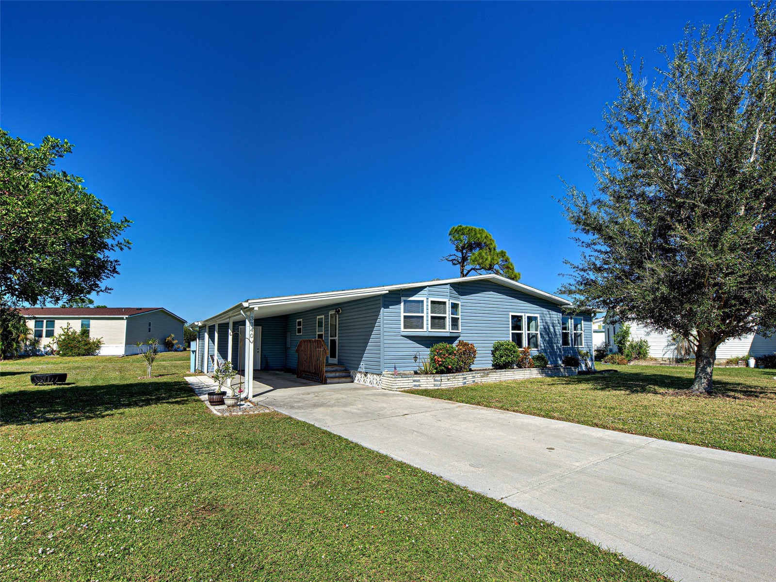 3340 Goldfinch Terrace Englewood FL 34224 N6141359 image1