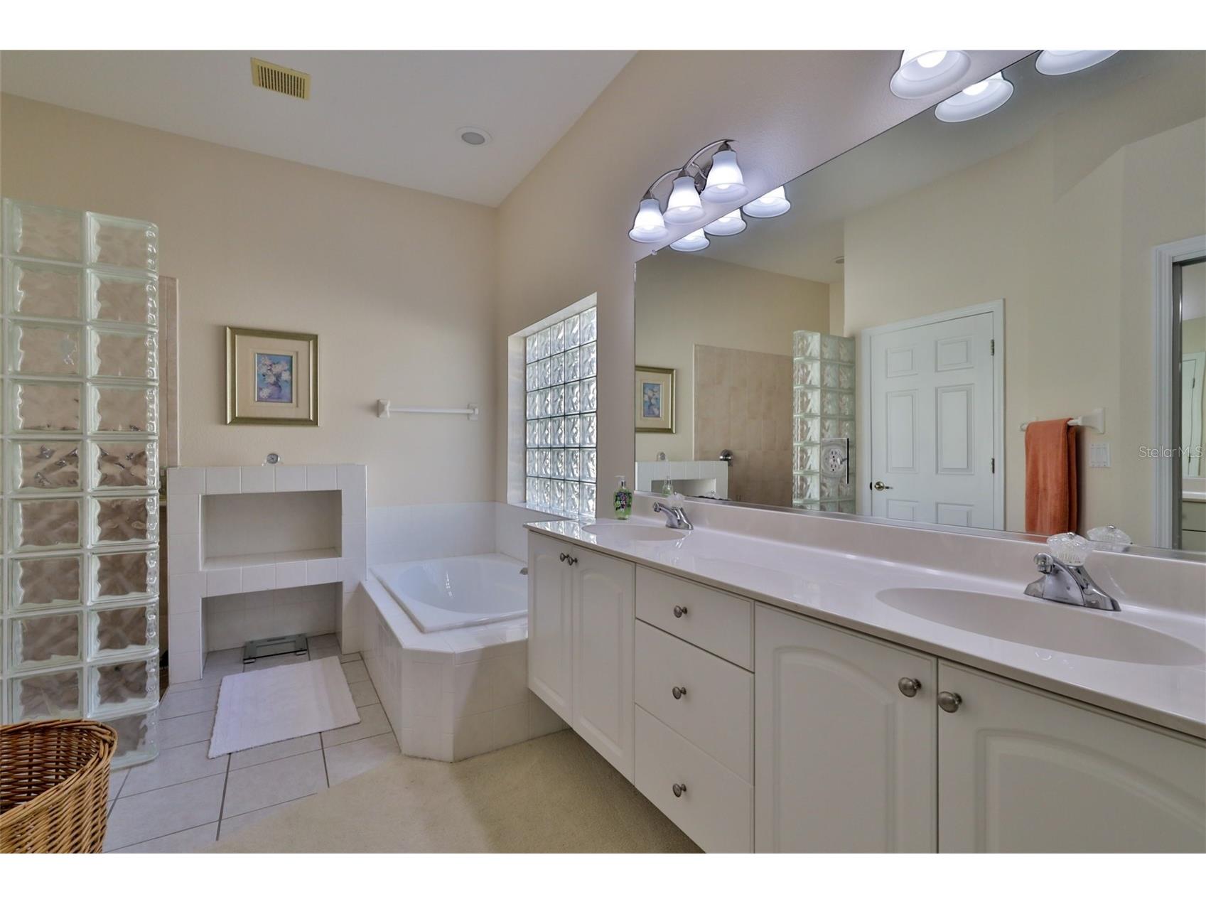 3341 Glenshane Way Ormond Beach FL 32174 V4945146 image12