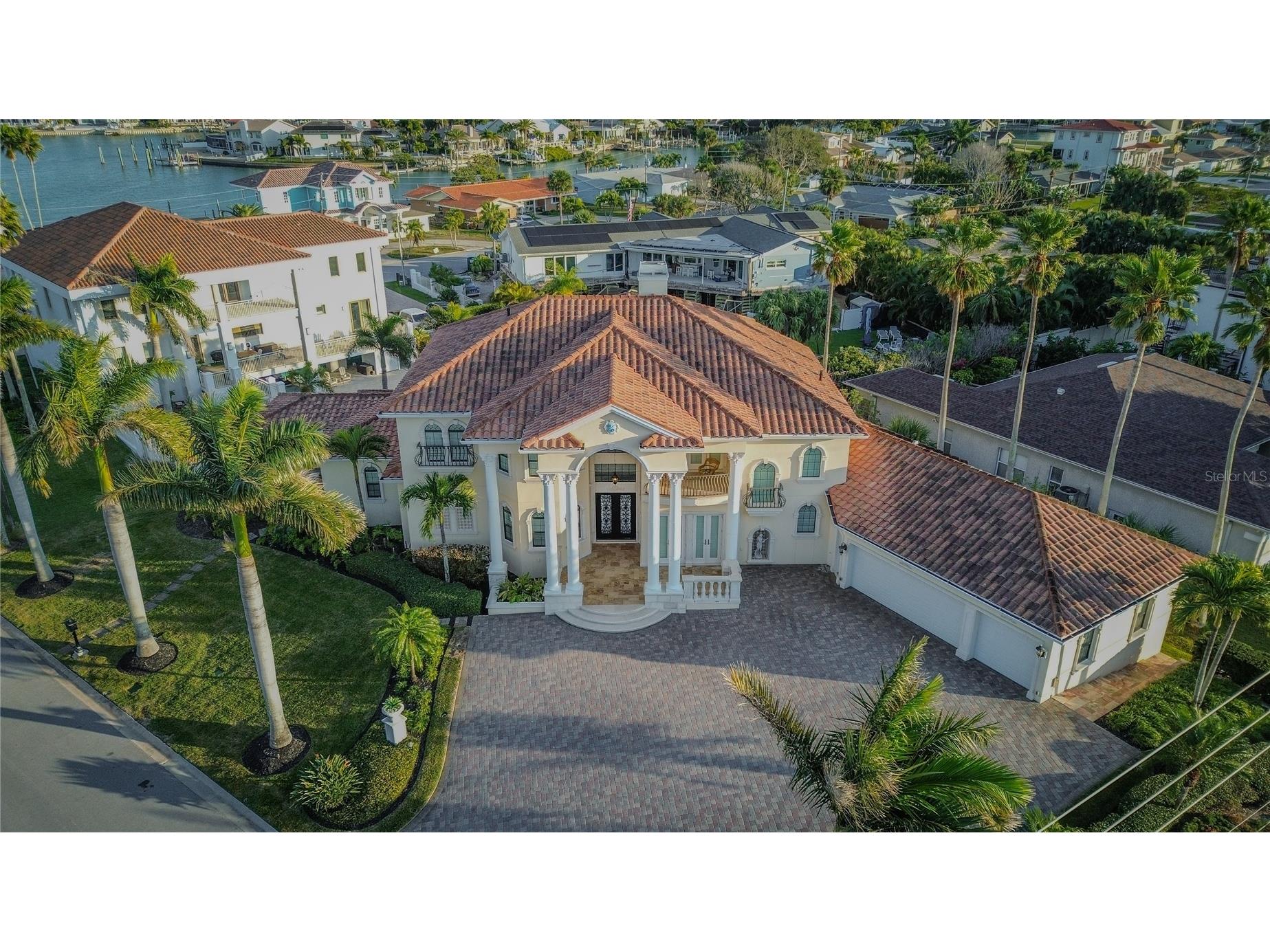 3341 Gulf Boulevard Belleair Beach FL 33786 - GULF & INTRACOASTAL TB8476403 image1
