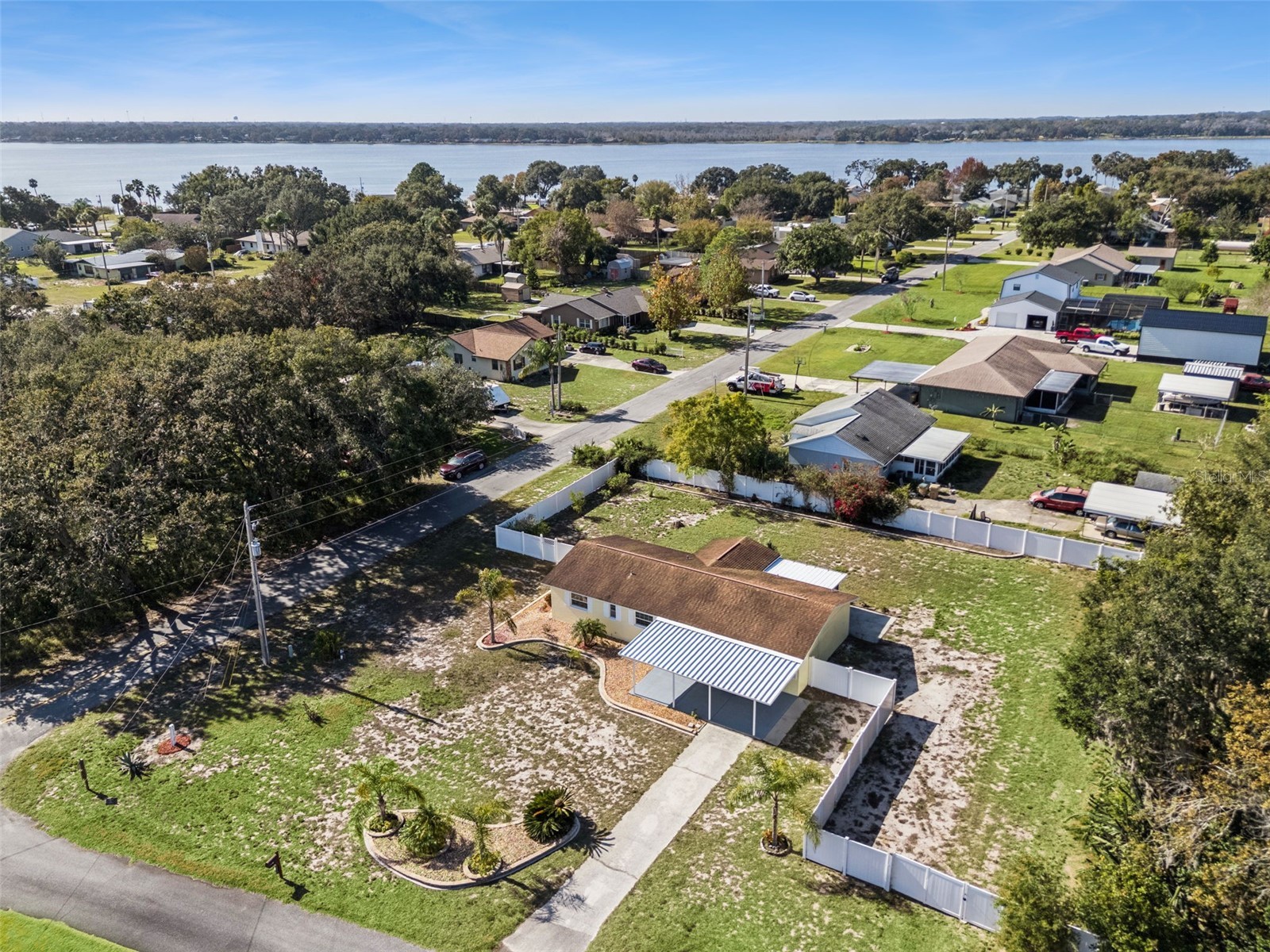 33415 Picciola Drive Fruitland Park FL 34731 G5105879 image1