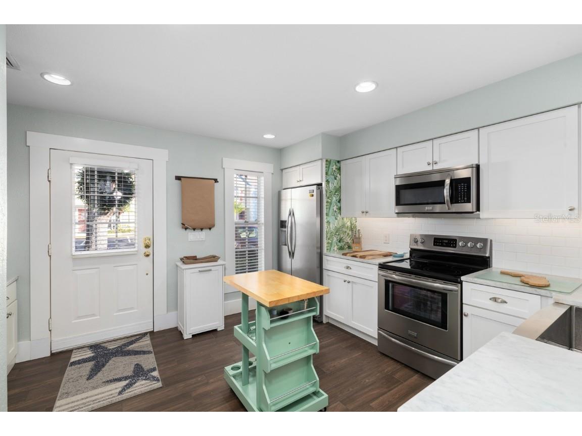 3342 W Wyoming Circle Tampa FL 33611 TB8450153 image6