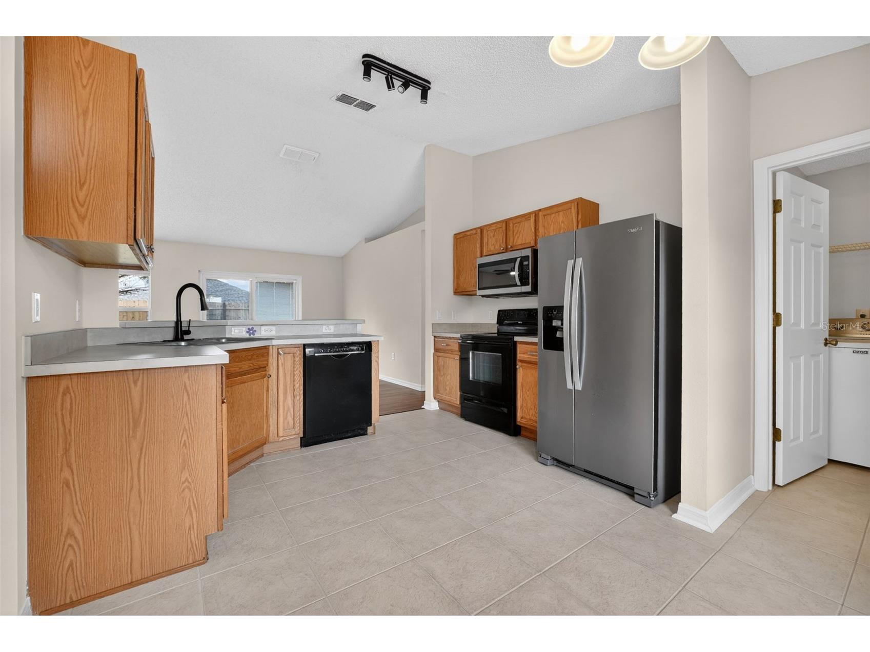 3343 Caldwell Street Deltona FL 32738 V4948485 image2