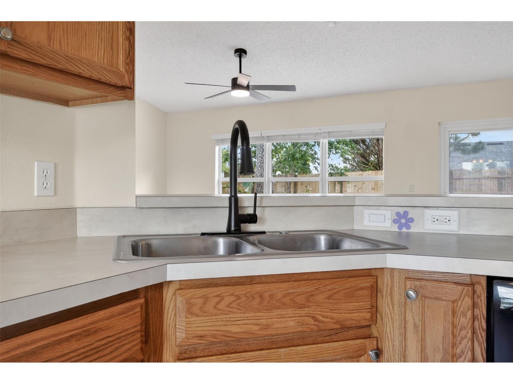 3343 Caldwell Street Deltona FL 32738 V4948485 image9