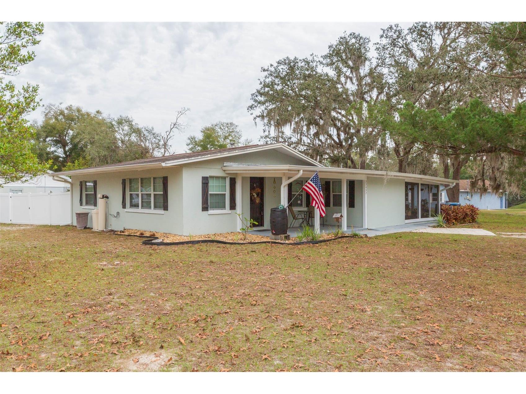 33437 Westwood Drive Dade City FL 33523 TB8465476 image1