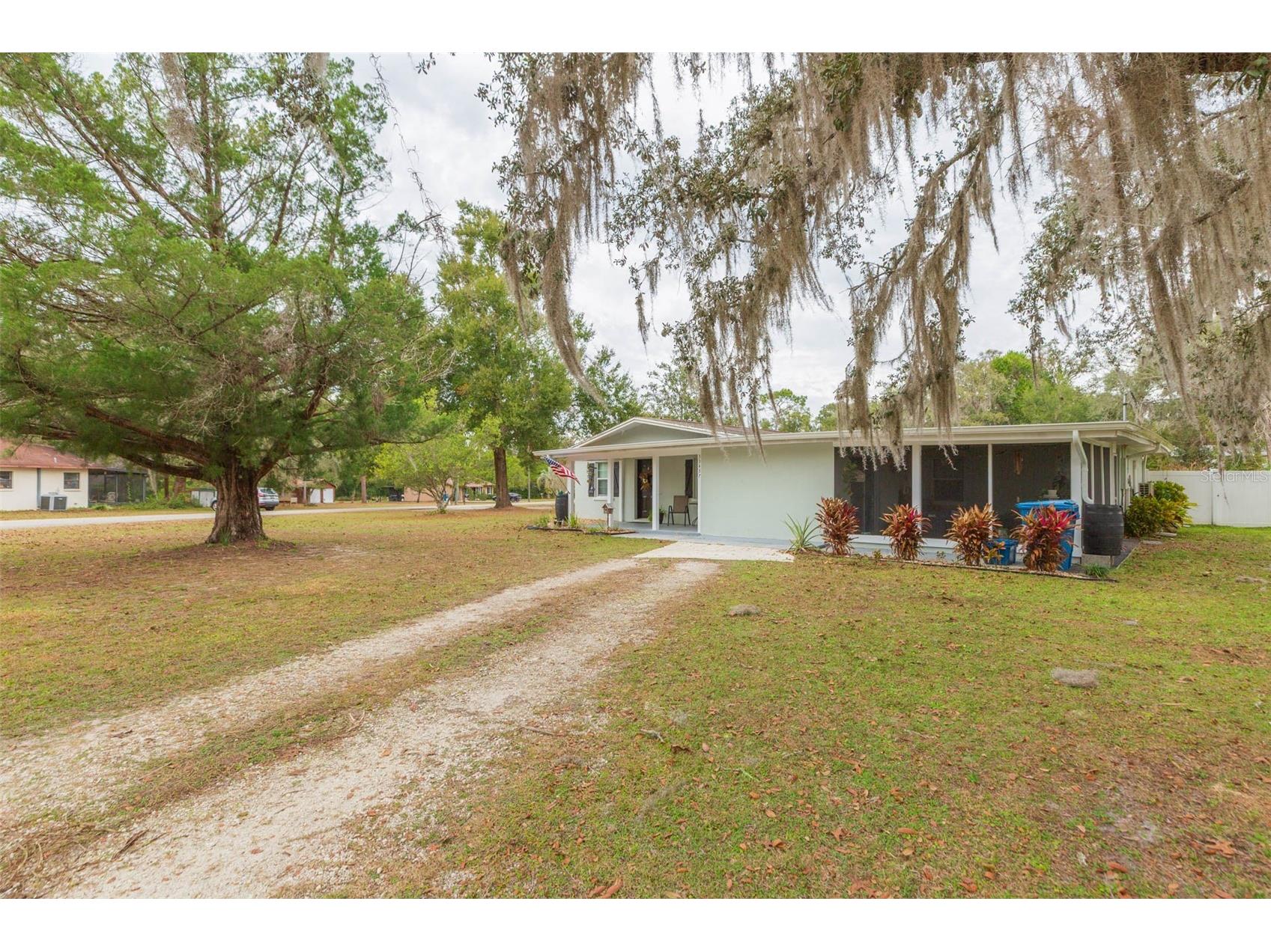 33437 Westwood Drive Dade City FL 33523 TB8465476 image40