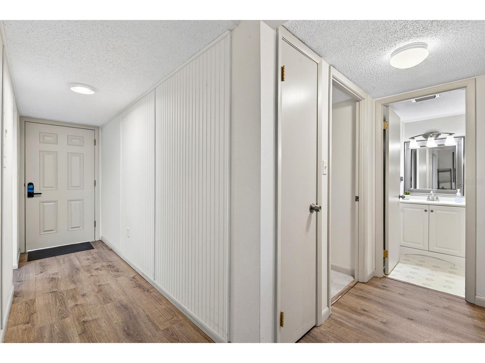 3344 Lake Bayshore Drive #P205 Bradenton FL 34205 - BAYSHORE LAKE A4692772 image12