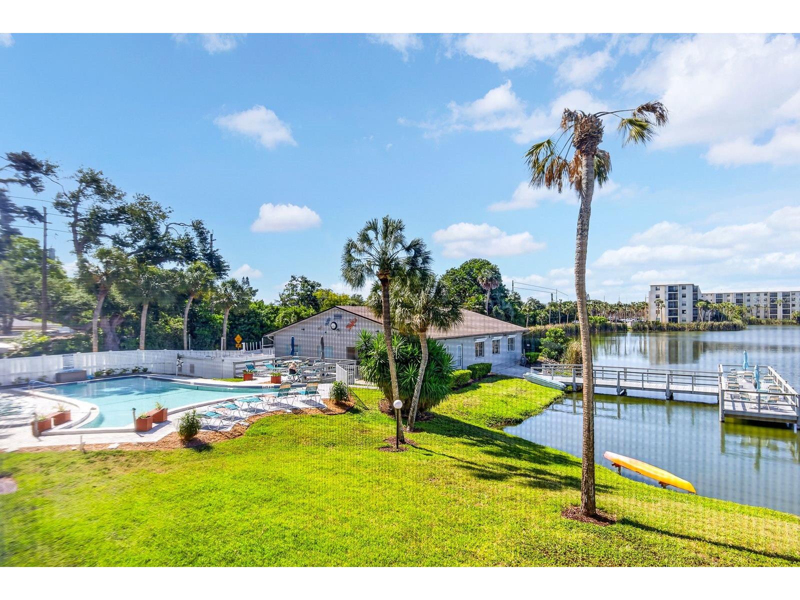 3344 Lake Bayshore Drive #P205 Bradenton FL 34205 - BAYSHORE LAKE A4692772 image34