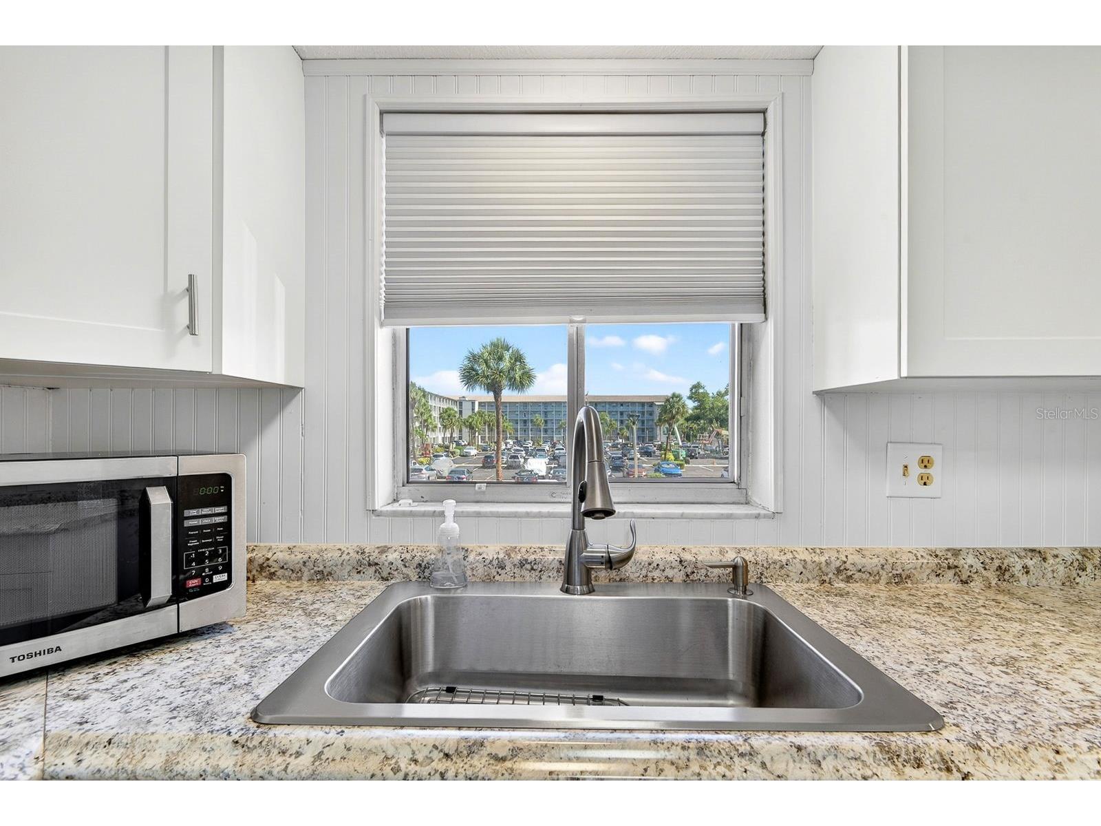 3344 Lake Bayshore Drive #P205 Bradenton FL 34205 - BAYSHORE LAKE A4692772 image8