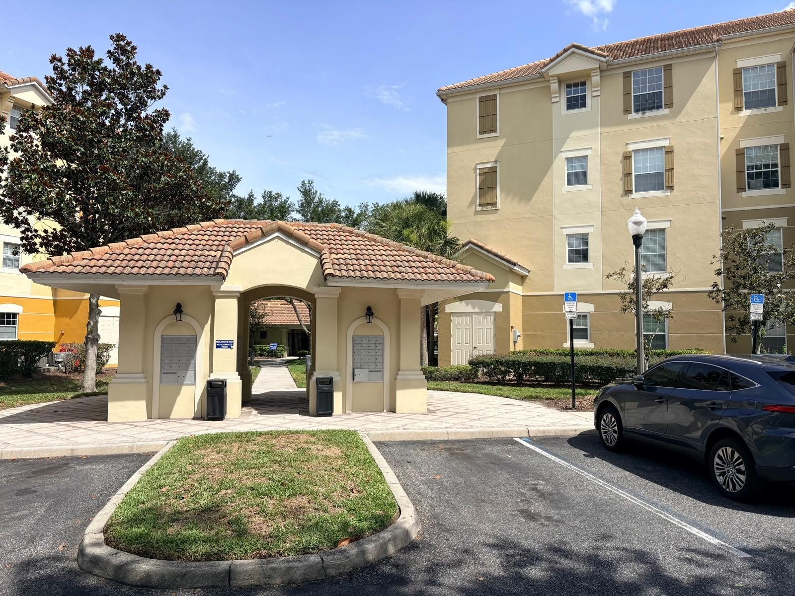 3344 Robert Trent Jones Drive #10305 Orlando FL 32835 TB8513438 image1