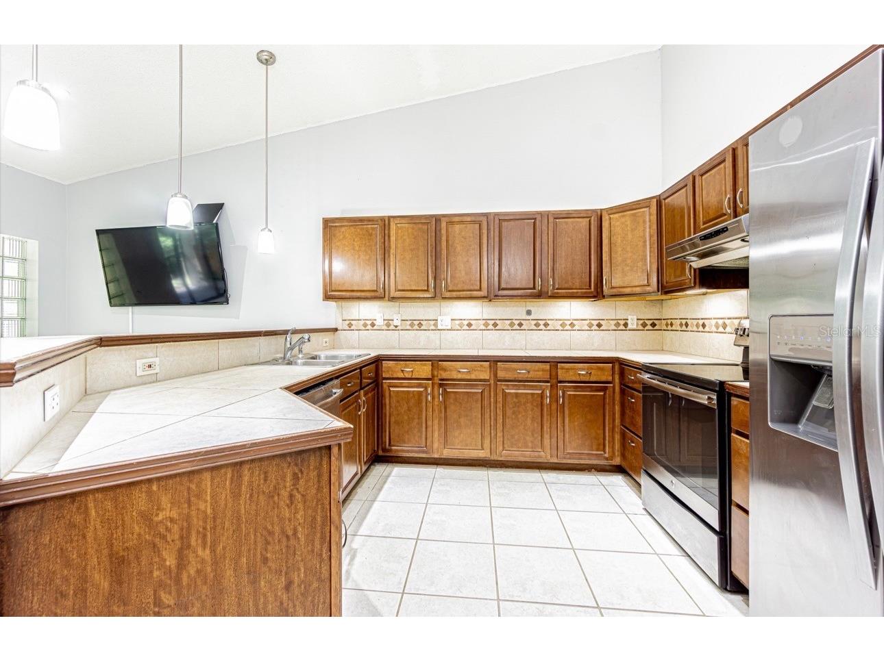 3345 Crystal Court E #H Palm Harbor FL 34685 TB8532418 image7