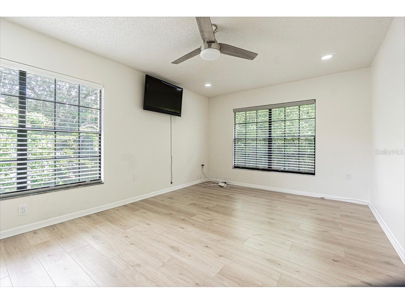 3345 Crystal Court E #H Palm Harbor FL 34685 TB8532418 image9