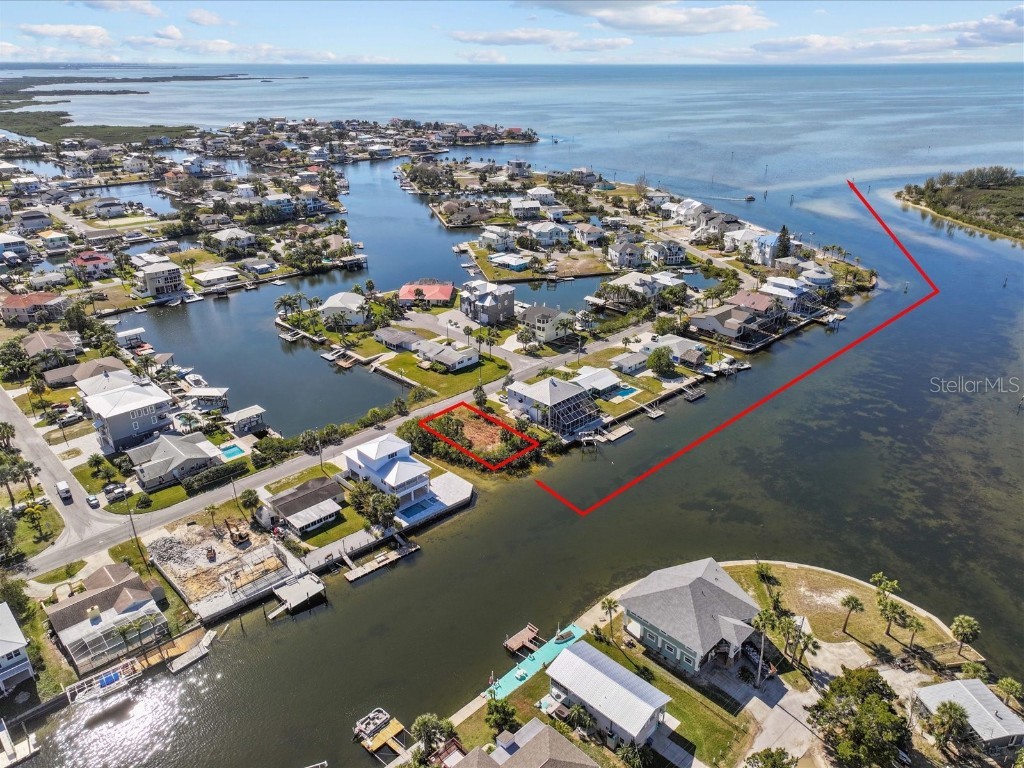 3345 Flamingo Boulevard Hernando Beach FL 34607 - DIRECT GULF VIEWS & ACCESS W7871849 image2