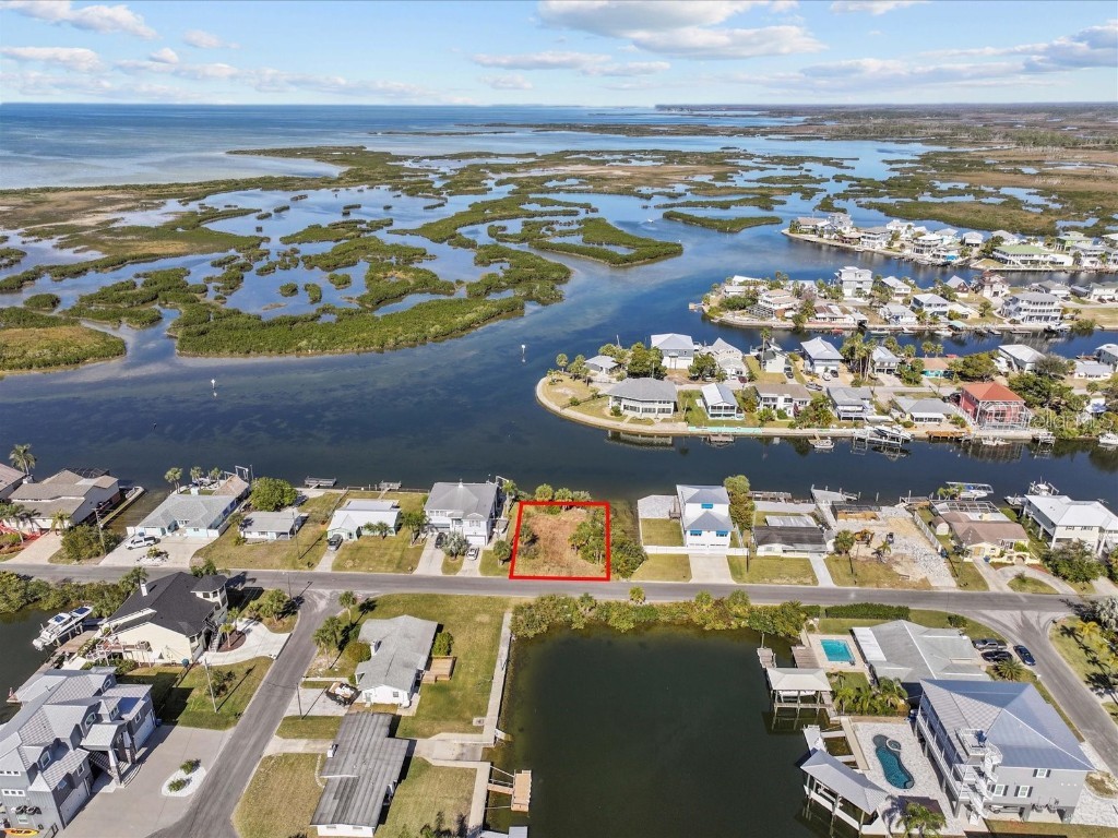 3345 Flamingo Boulevard Hernando Beach FL 34607 - DIRECT GULF VIEWS & ACCESS W7871849 image3