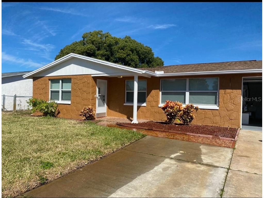 3345 Seffner Drive Holiday FL 34691 U8228883 image1