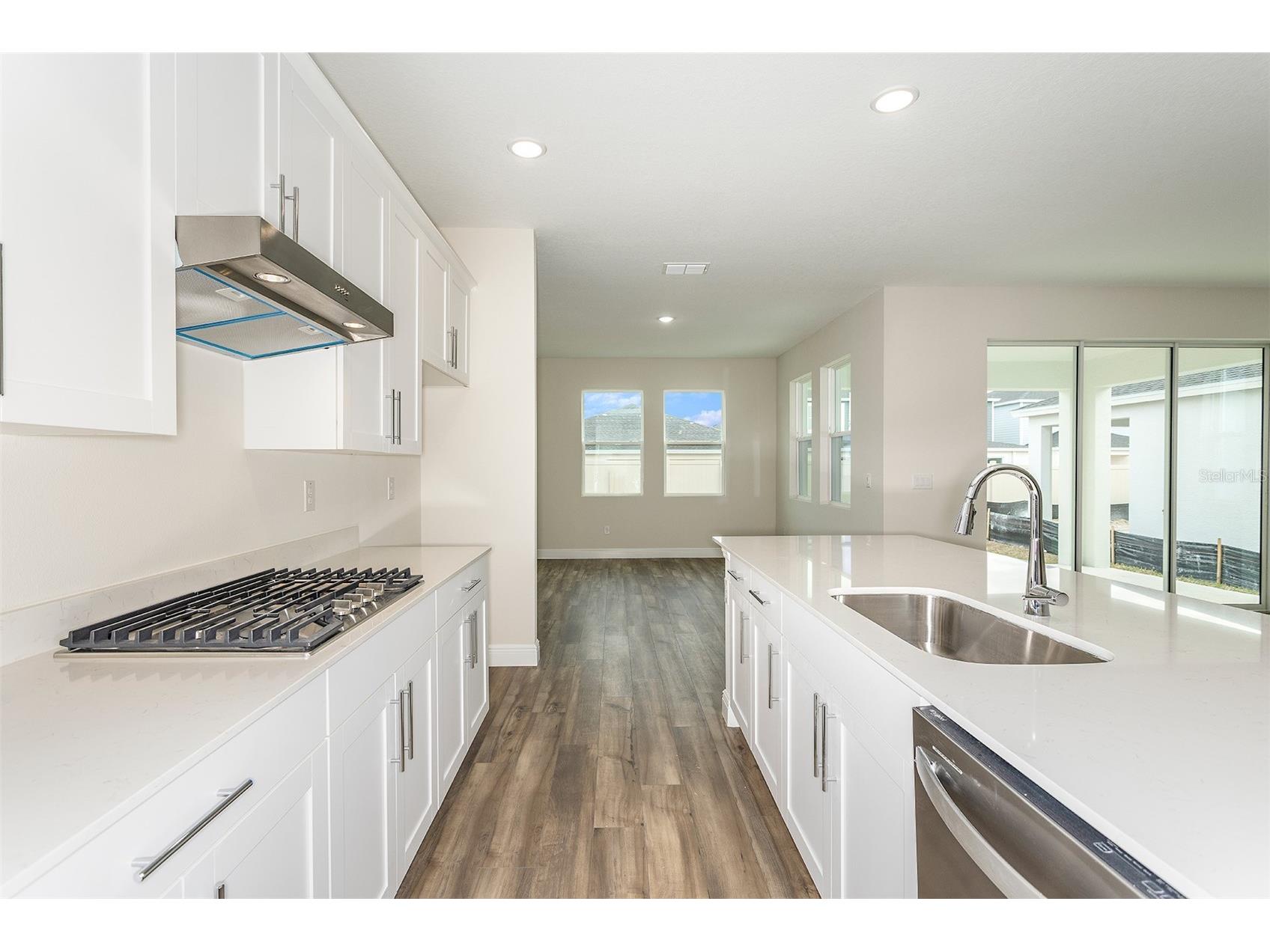 33457 Twilight Sea Place Dade City FL 33525 TB8446803 image8