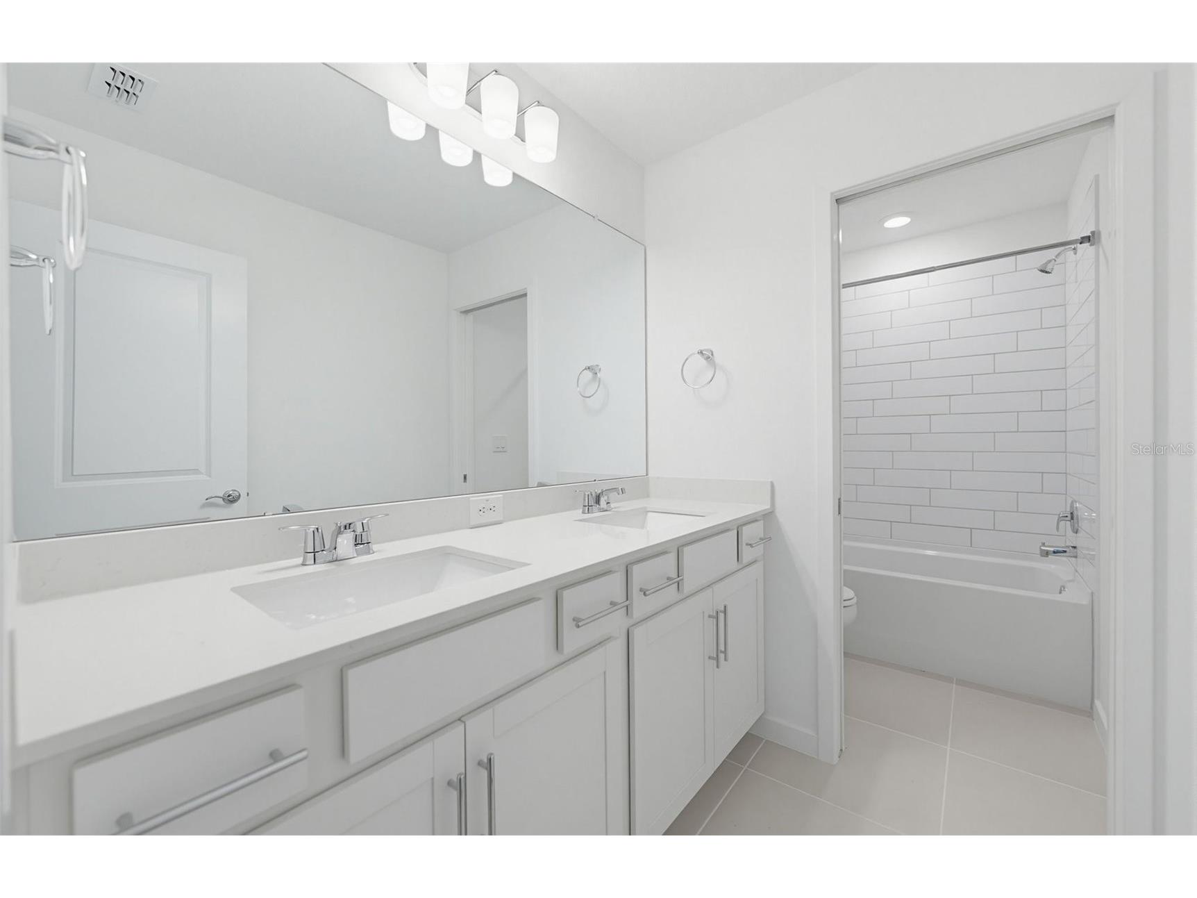 33458 Barnebrook Drive Wesley Chapel FL 33545 TB8505015 image14