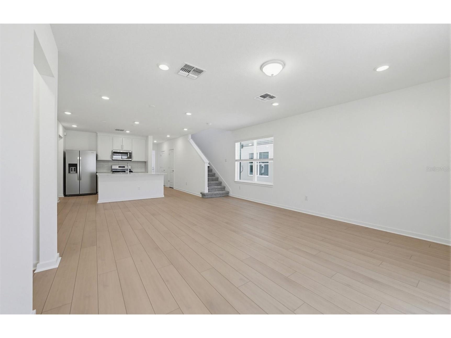 33458 Barnebrook Drive Wesley Chapel FL 33545 TB8505015 image6