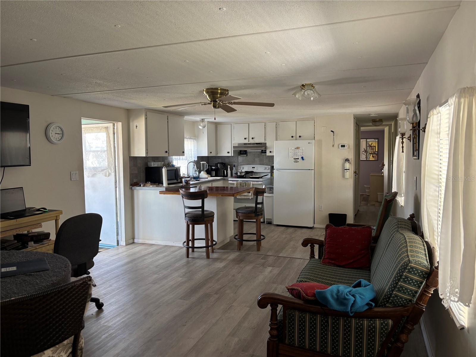 3346 Chatford Drive Holiday FL 34690 TB8489562 image3