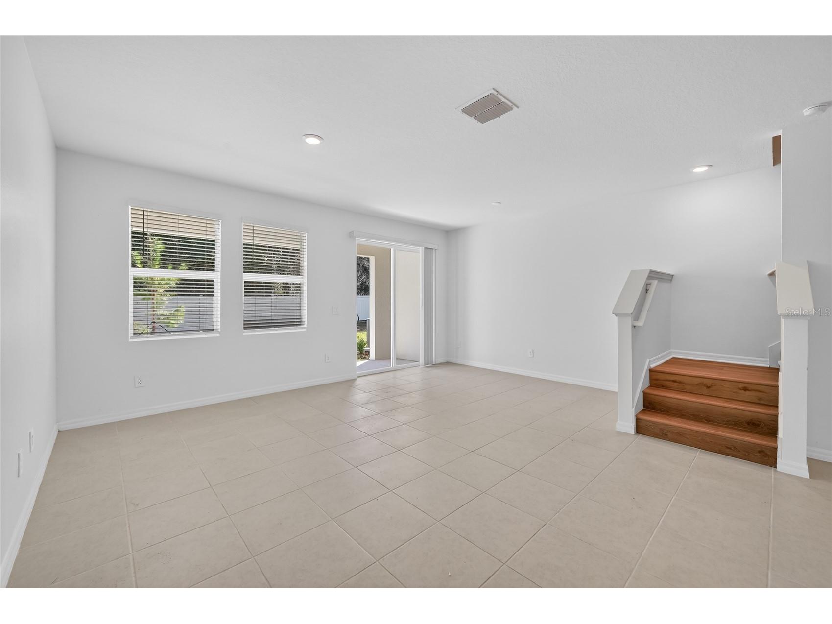 3346 Lapis Lake Dr Zephyrhills FL 33541 TB8460937 image7