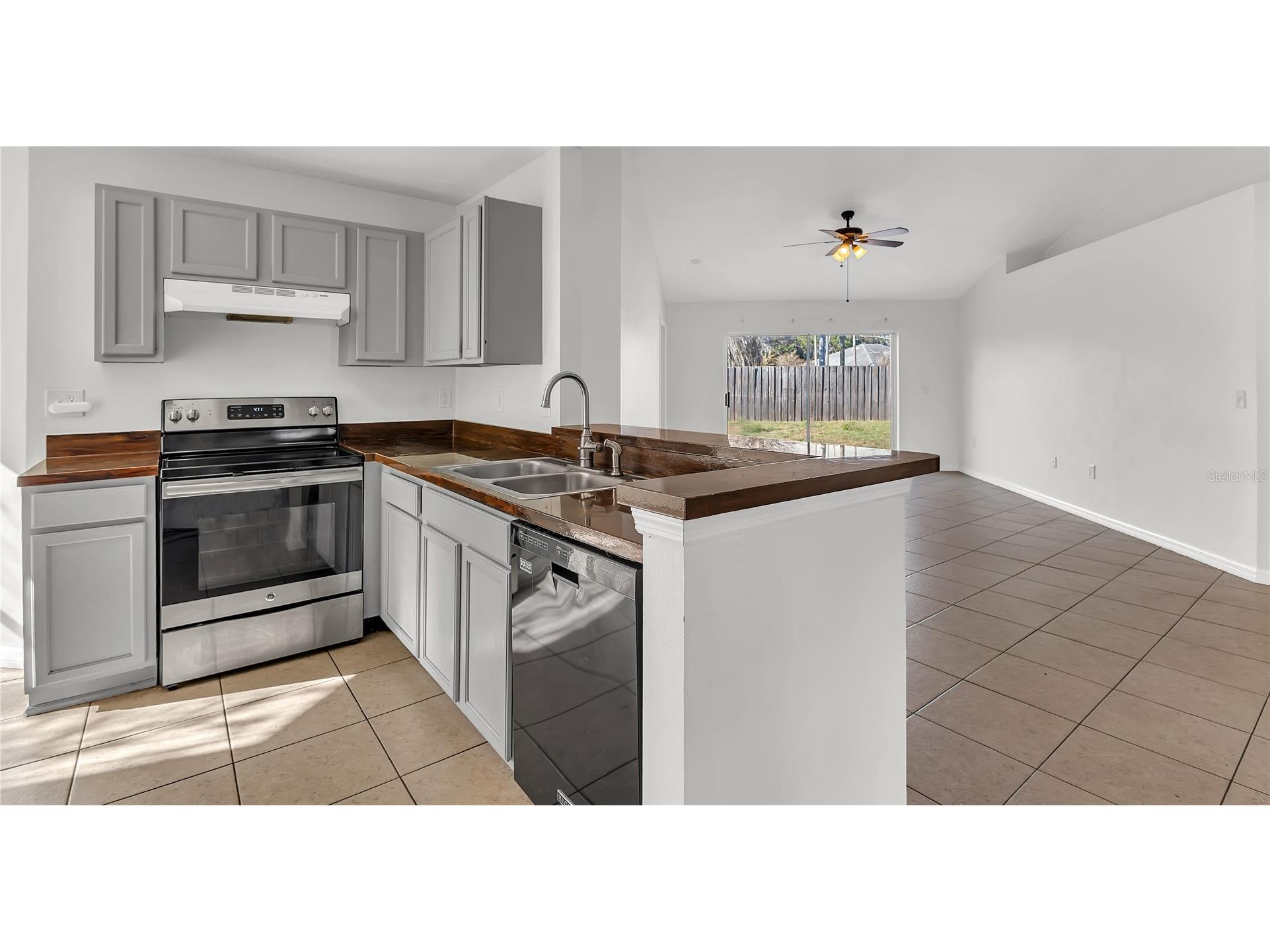 3348 Kelsey Lane Saint Cloud FL 34772 O6381008 image2