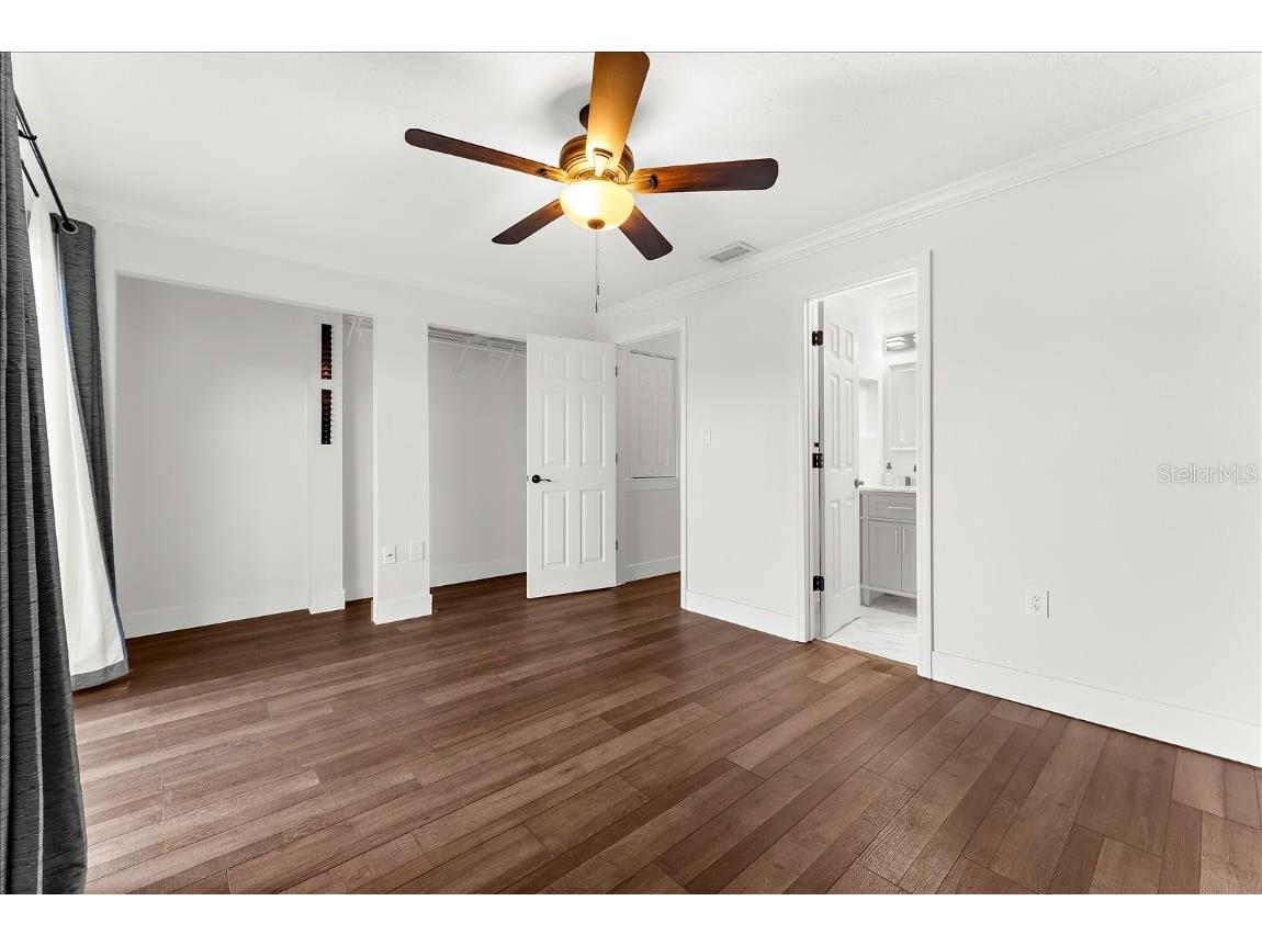 3348 Ramblewood Place Sarasota FL 34237 A4673637 image13