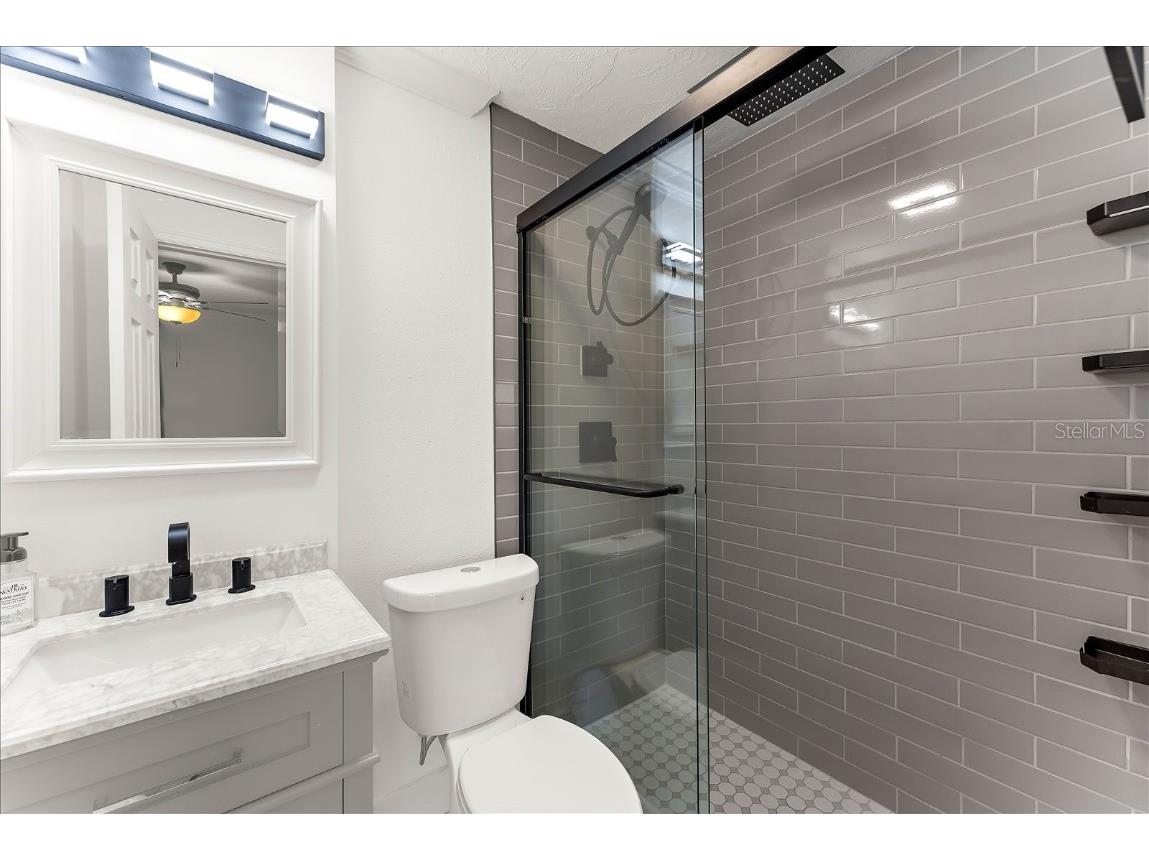 3348 Ramblewood Place Sarasota FL 34237 A4673637 image14