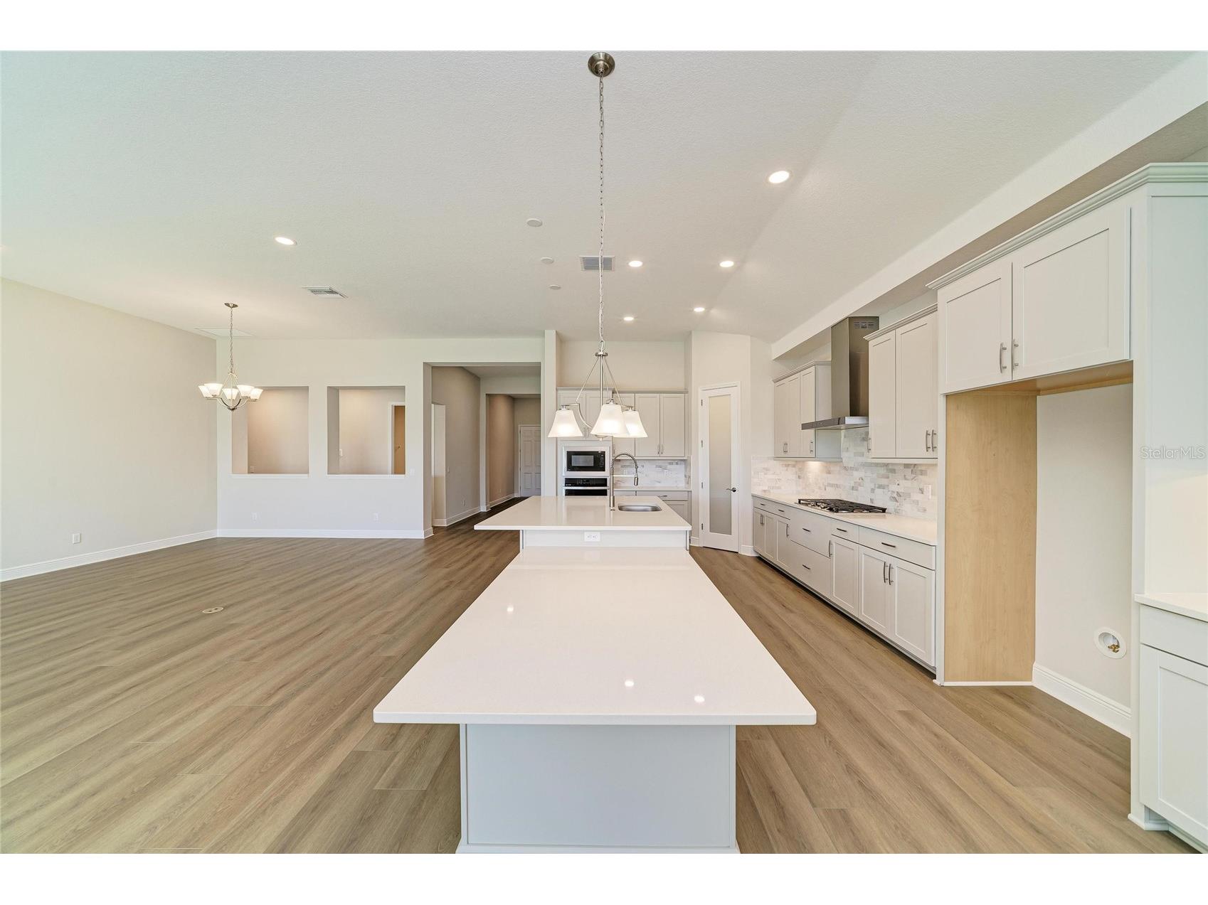 33482 Twilight Sea Place Dade City FL 33525 TB8476932 image15