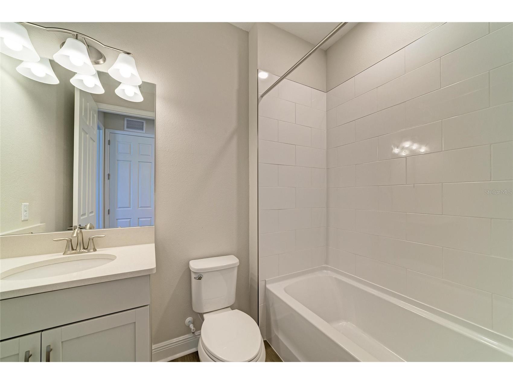33482 Twilight Sea Place Dade City FL 33525 TB8476932 image27
