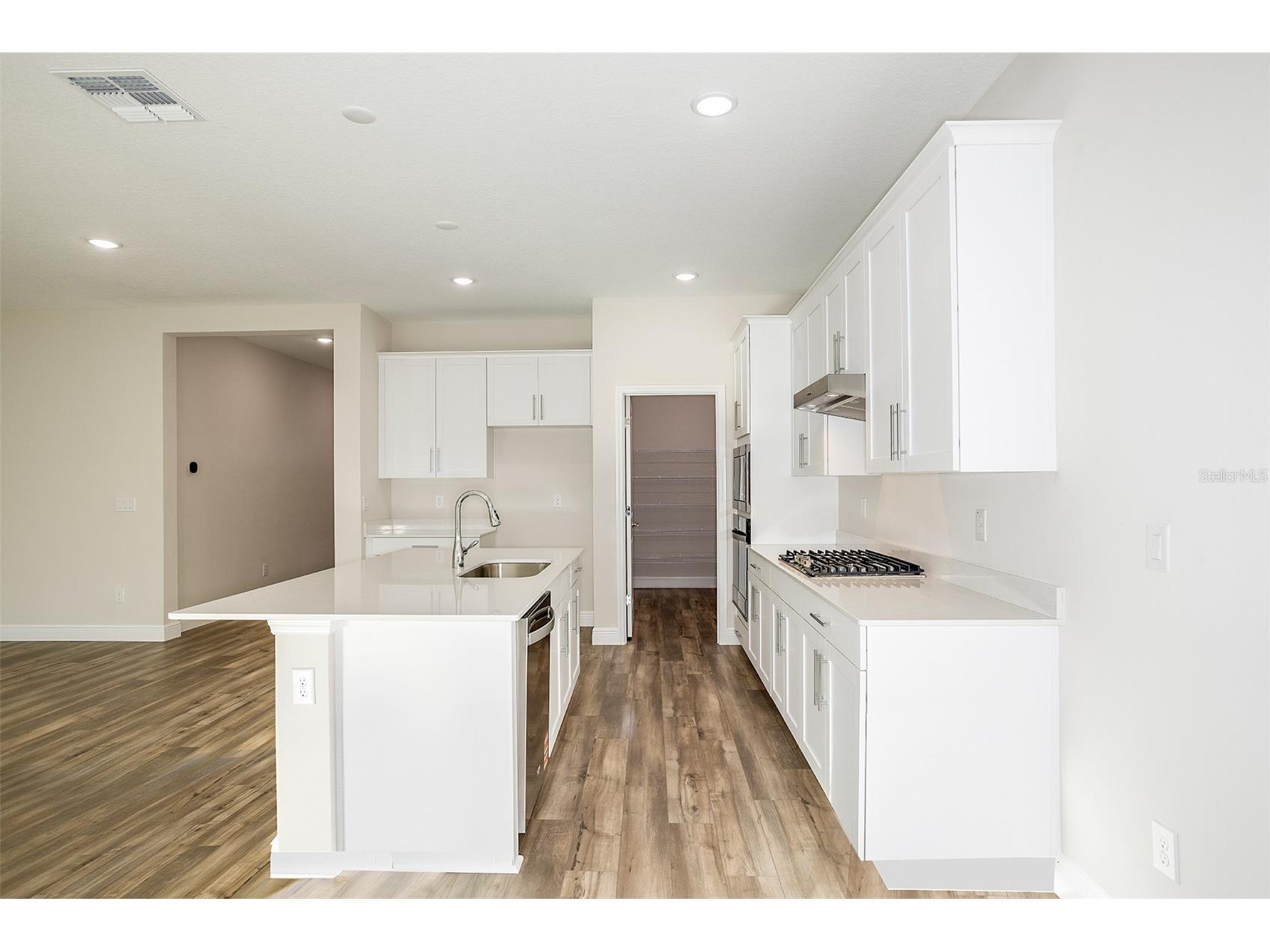 33489 Hammock Beach Way Dade City FL 33525 TB8455618 image13