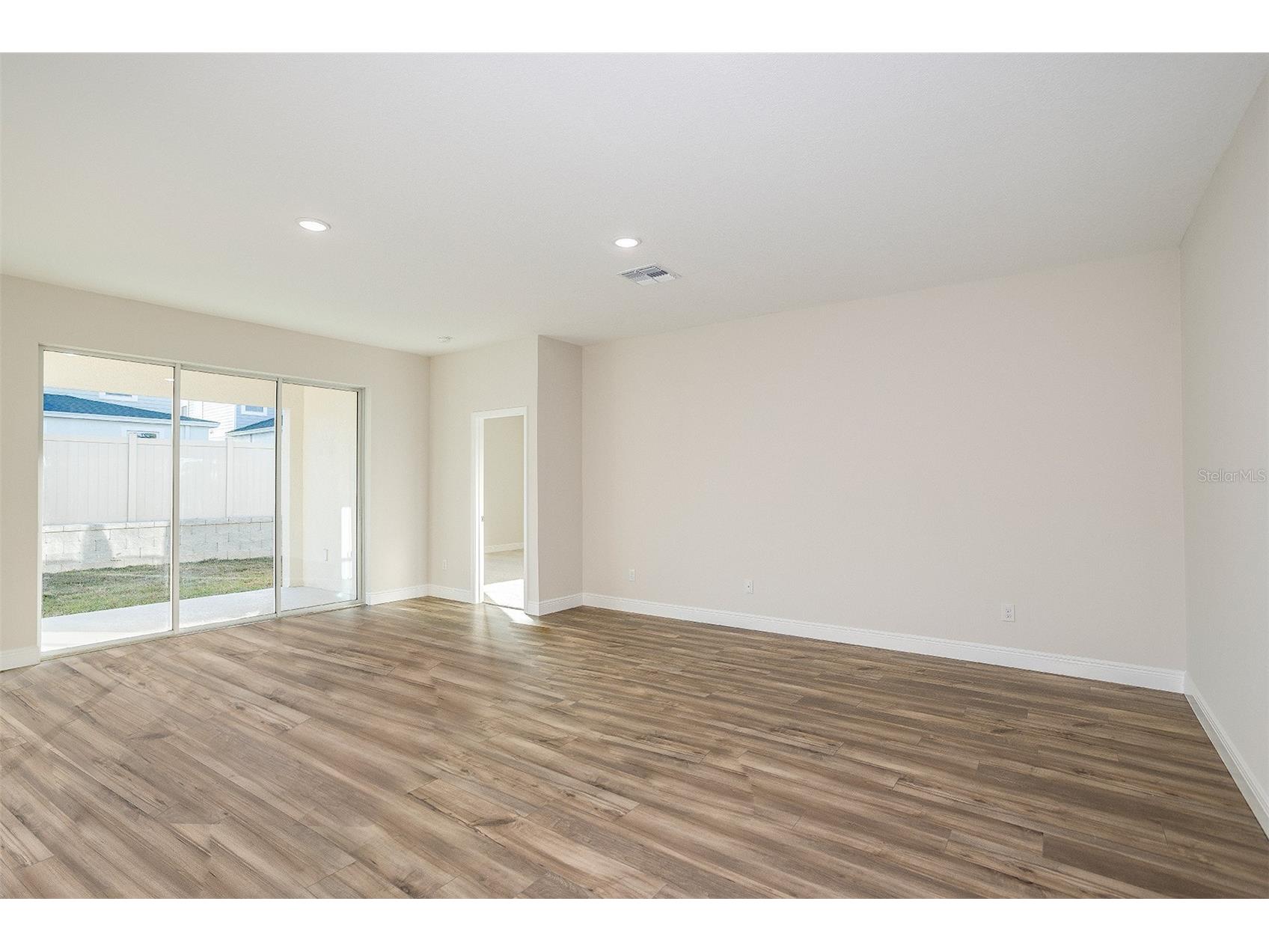 33489 Hammock Beach Way Dade City FL 33525 TB8455618 image3