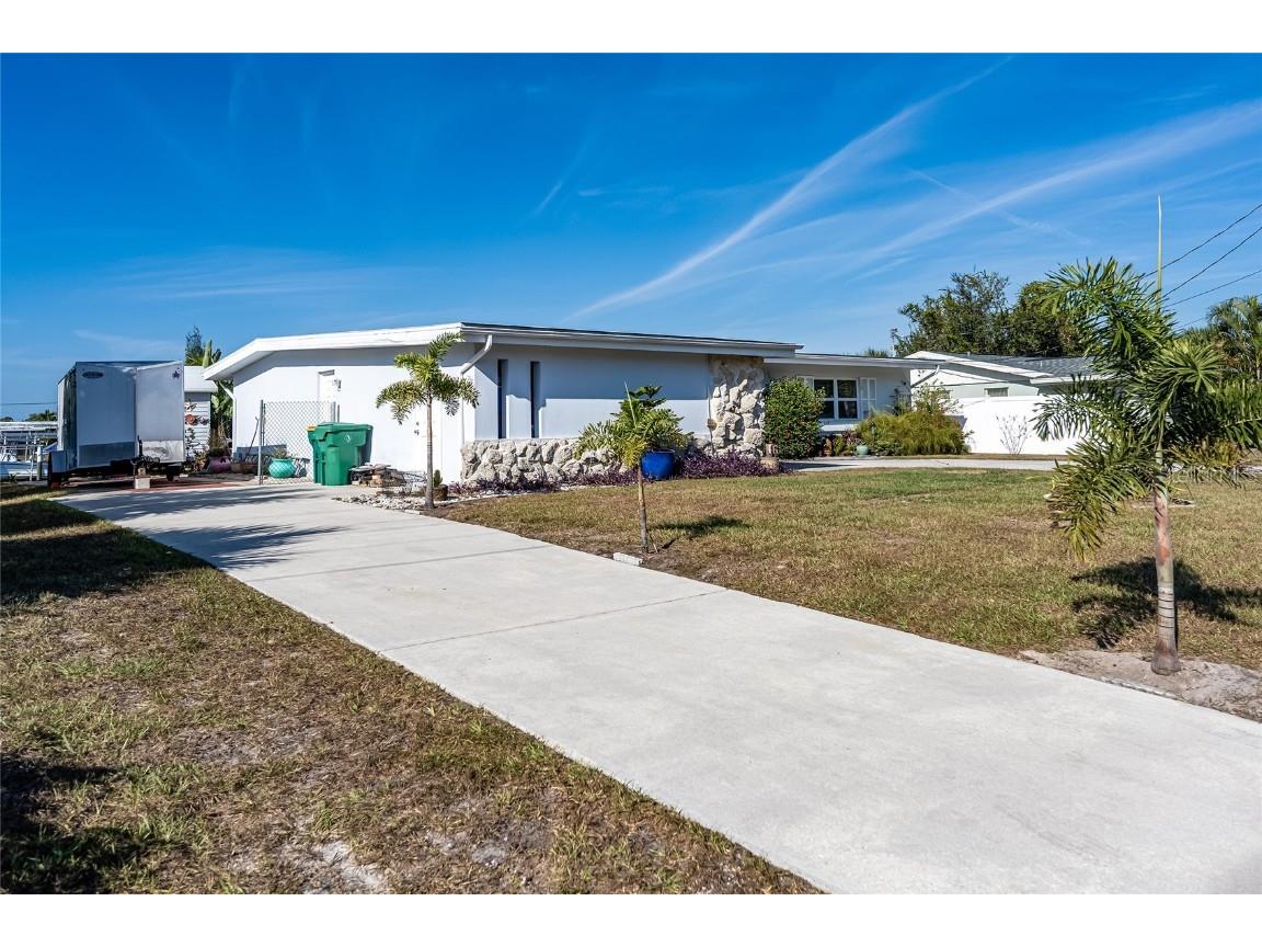 3349 Rock Creek Drive Port Charlotte FL 33948 OM714331 image15