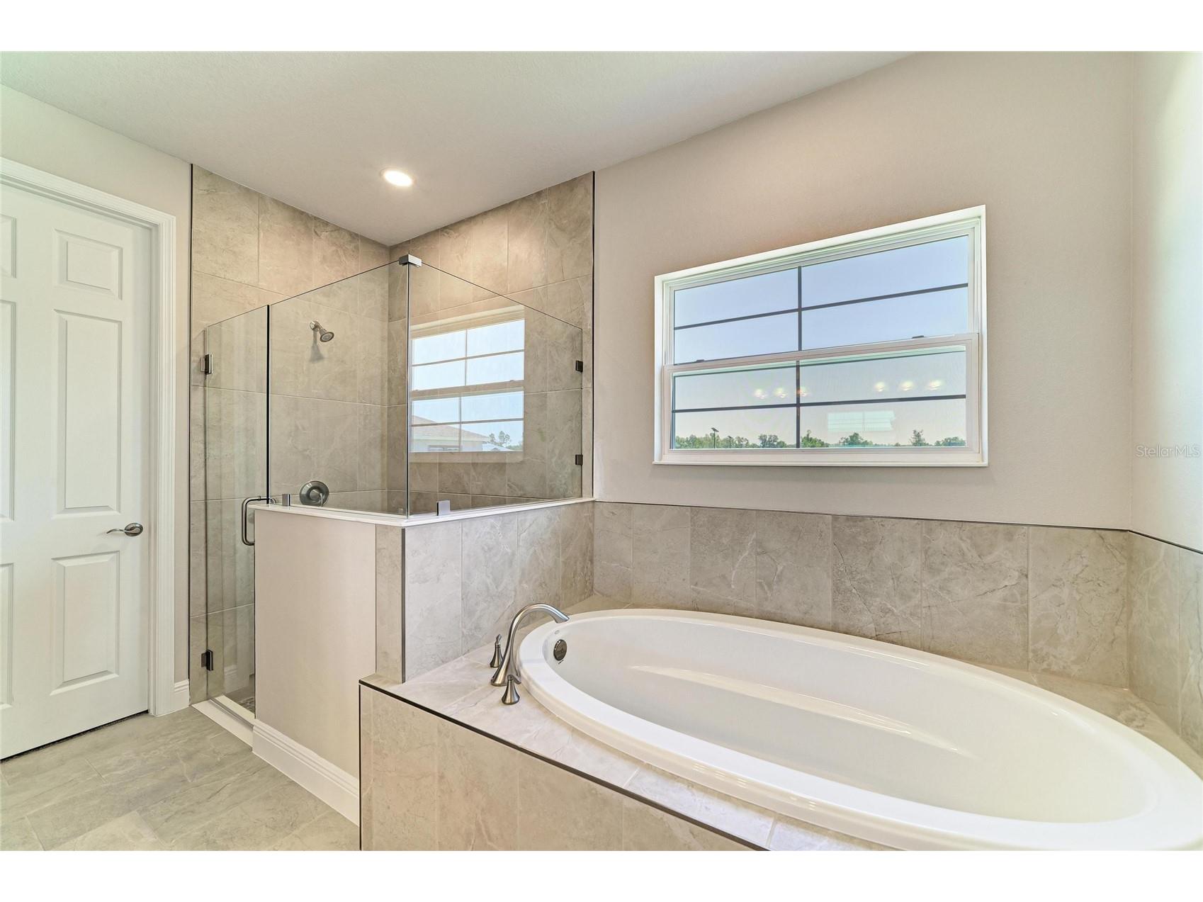 33496 Twilight Sea Place Dade City FL 33525 TB8476923 image8