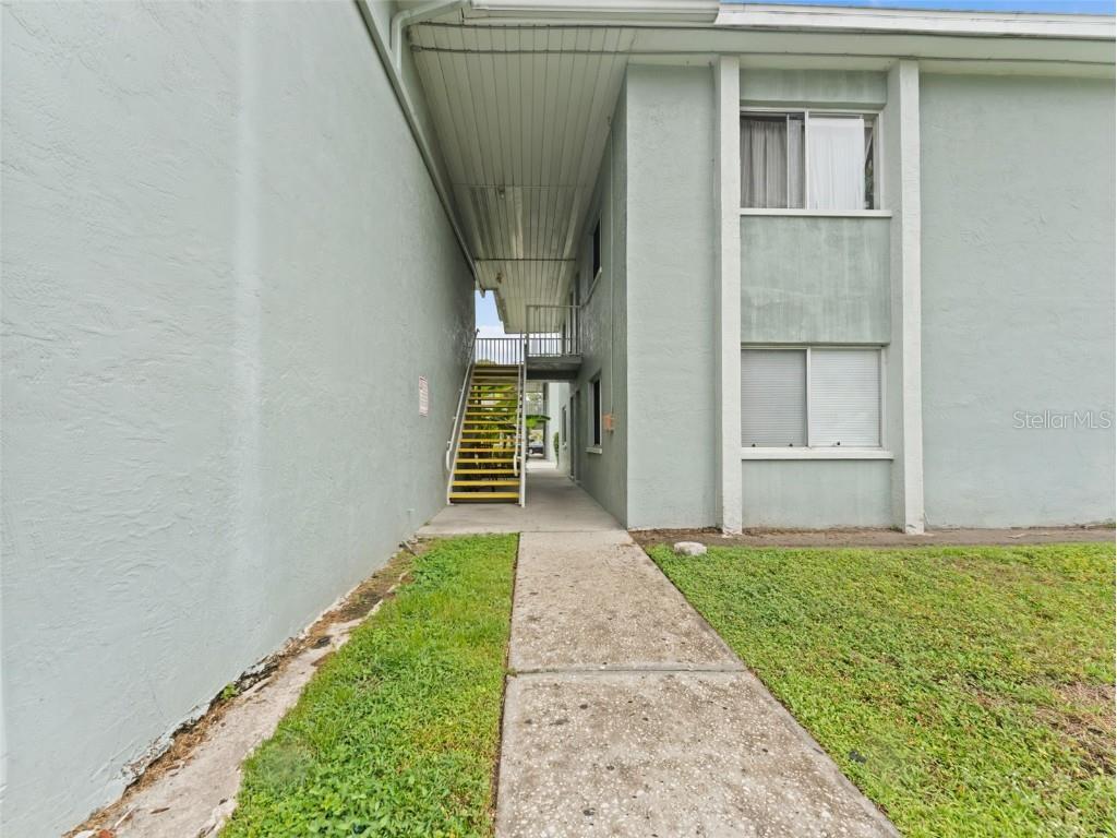 335 47th Avenue N #244 Saint Petersburg FL 33703 TB8425530 image26