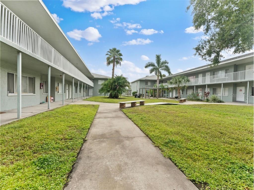 335 47th Avenue N #244 Saint Petersburg FL 33703 TB8425530 image5