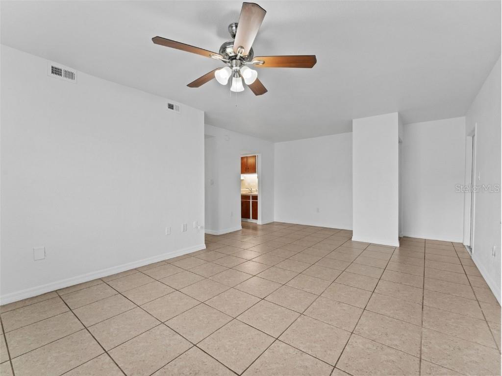 335 47th Avenue N Saint Petersburg FL 33703 TB8425350 image12