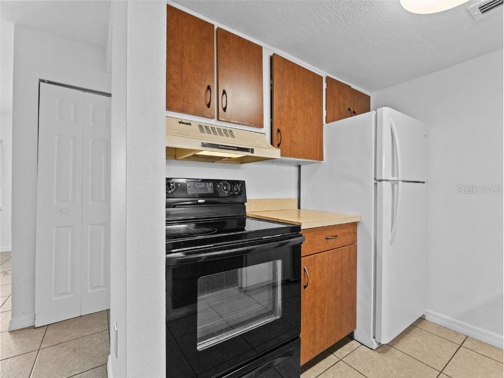 335 47th Avenue N Saint Petersburg FL 33703 TB8425350 image15