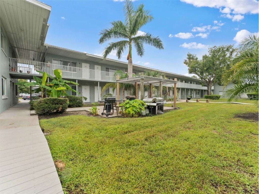 335 47th Avenue N Saint Petersburg FL 33703 TB8425350 image30