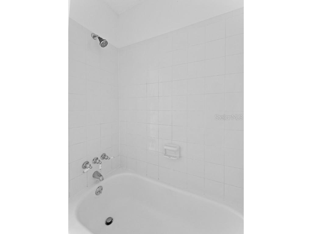 335 47th Avenue N Saint Petersburg FL 33703 TB8425350 image64