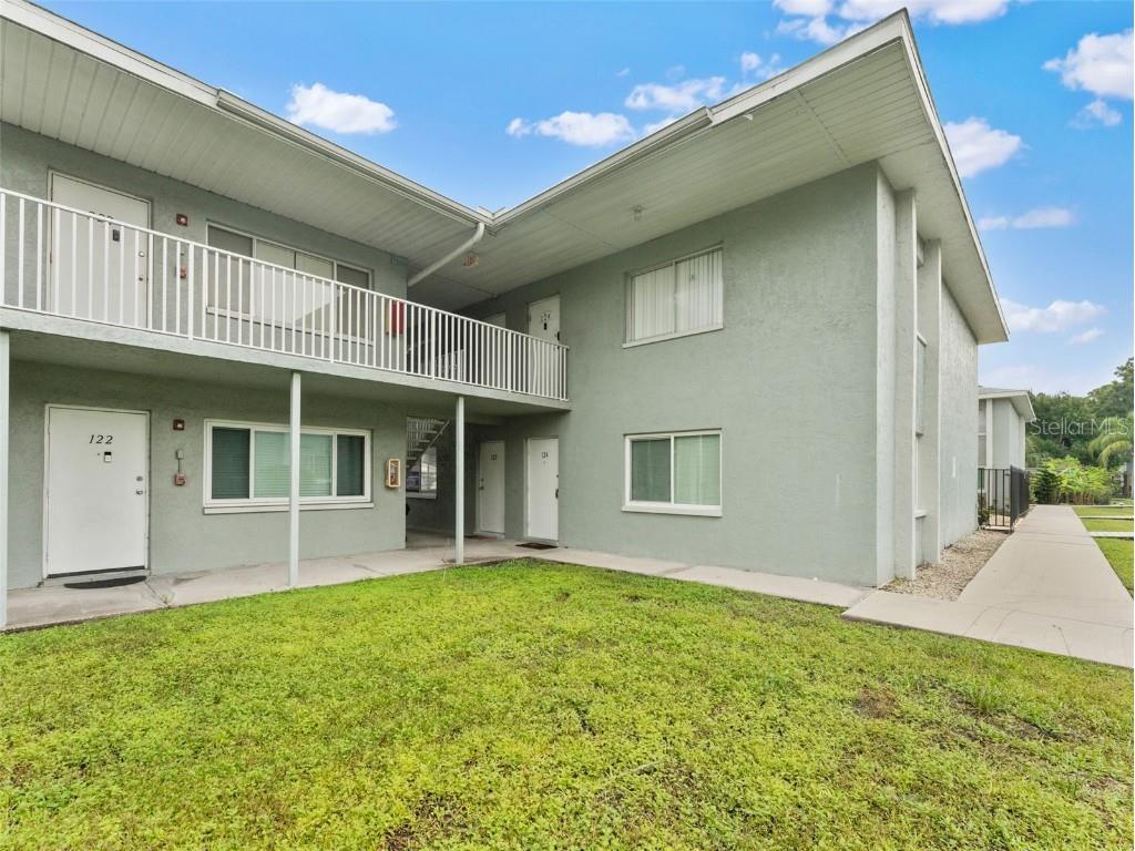 335 47th Avenue N Saint Petersburg FL 33703 TB8425350 image7