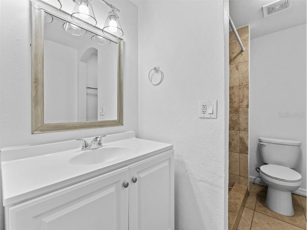 335 47th Avenue N Saint Petersburg FL 33703 TB8425352 image20