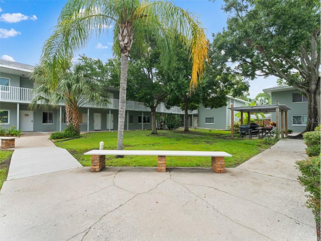 335 47th Avenue N Saint Petersburg FL 33703 TB8425352 image31