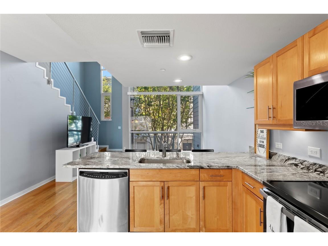 335 4th Avenue S Saint Petersburg FL 33701 TB8451730 image12