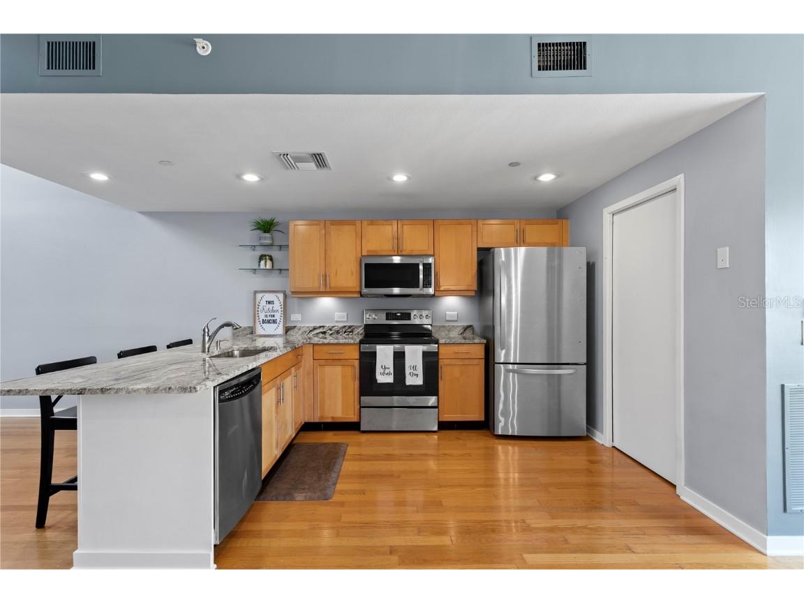 335 4th Avenue S Saint Petersburg FL 33701 TB8451730 image8