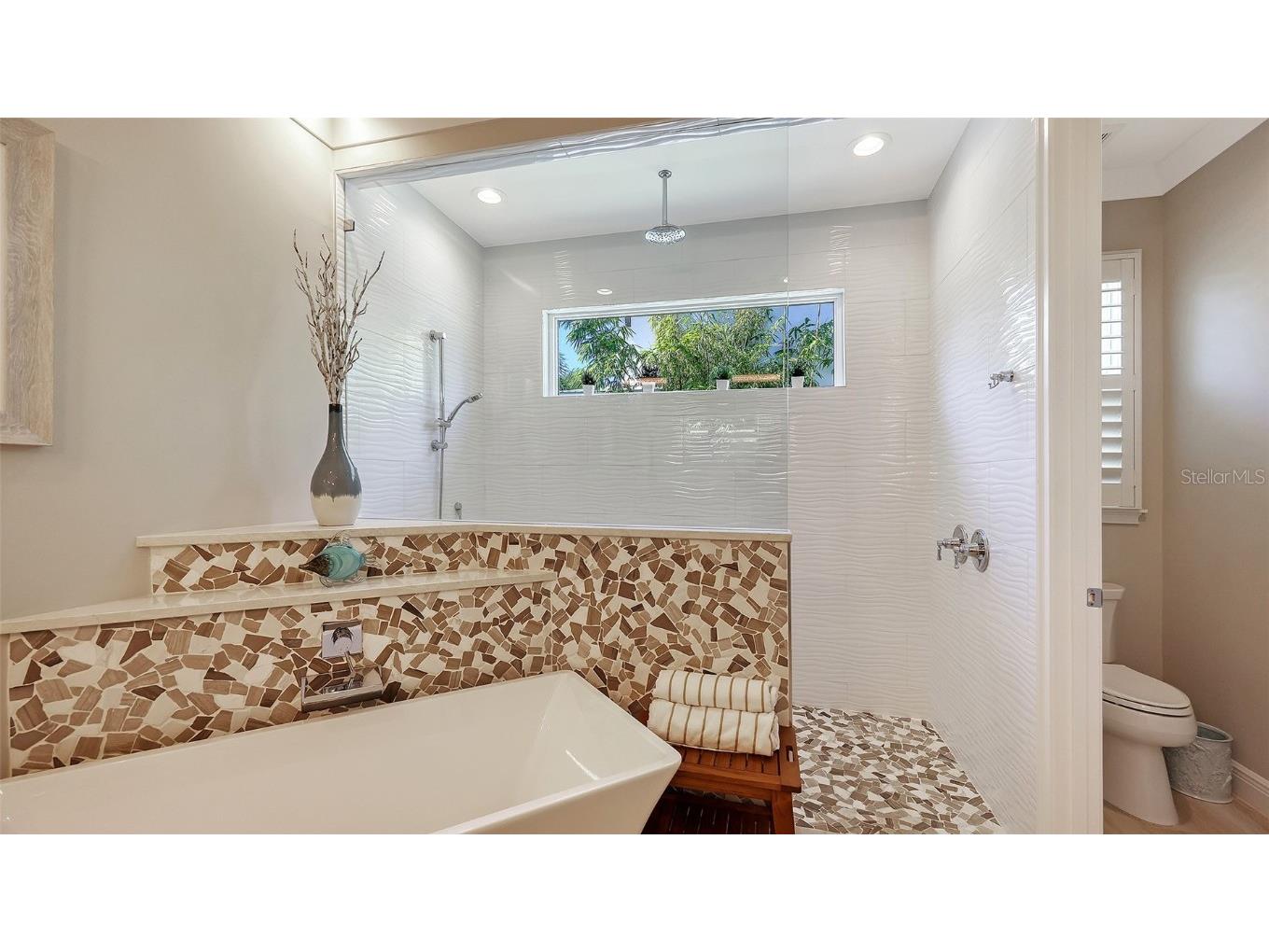 335 Bob White Way Sarasota FL 34236 A4670926 image33