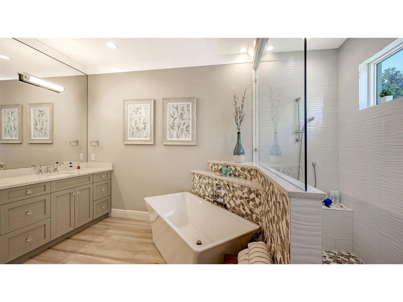 335 Bob White Way Sarasota FL 34236 A4670926 image34