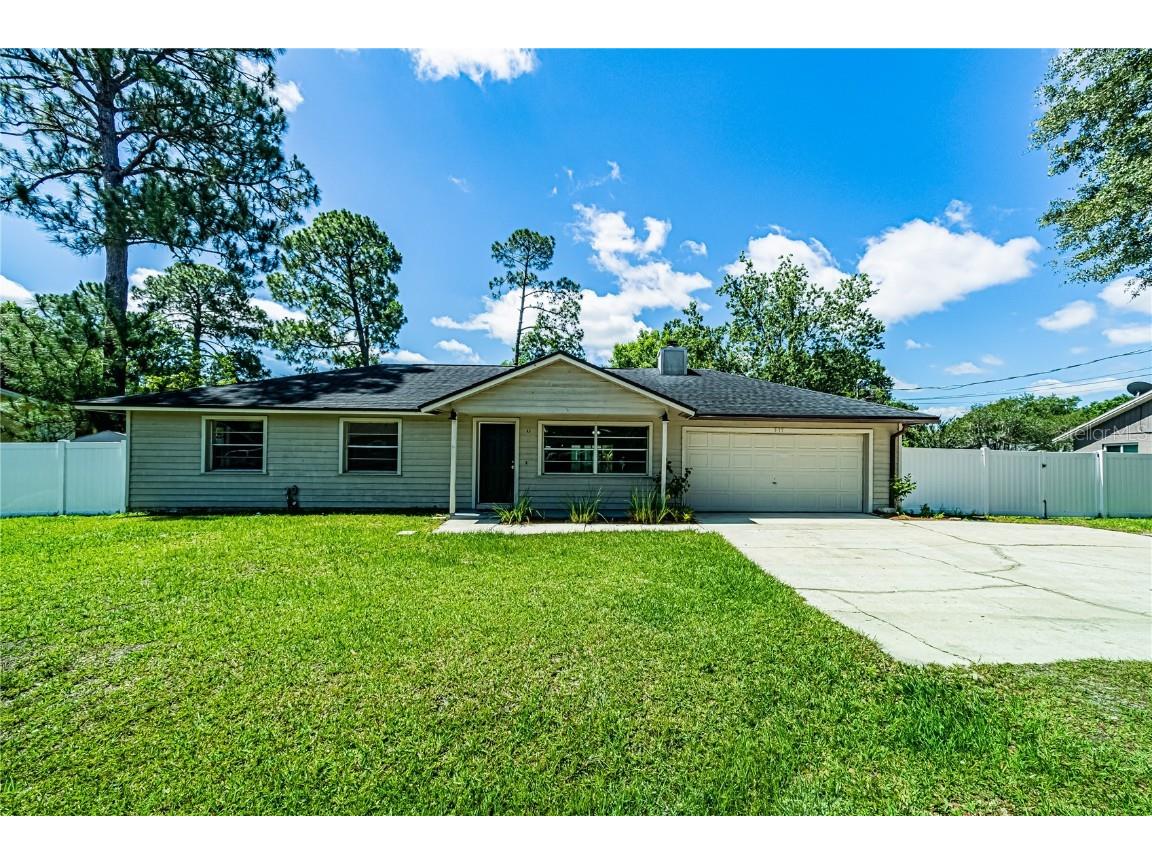 335 Camellia Street Chuluota FL 32766 - LAKE MILLS O6114499 image1